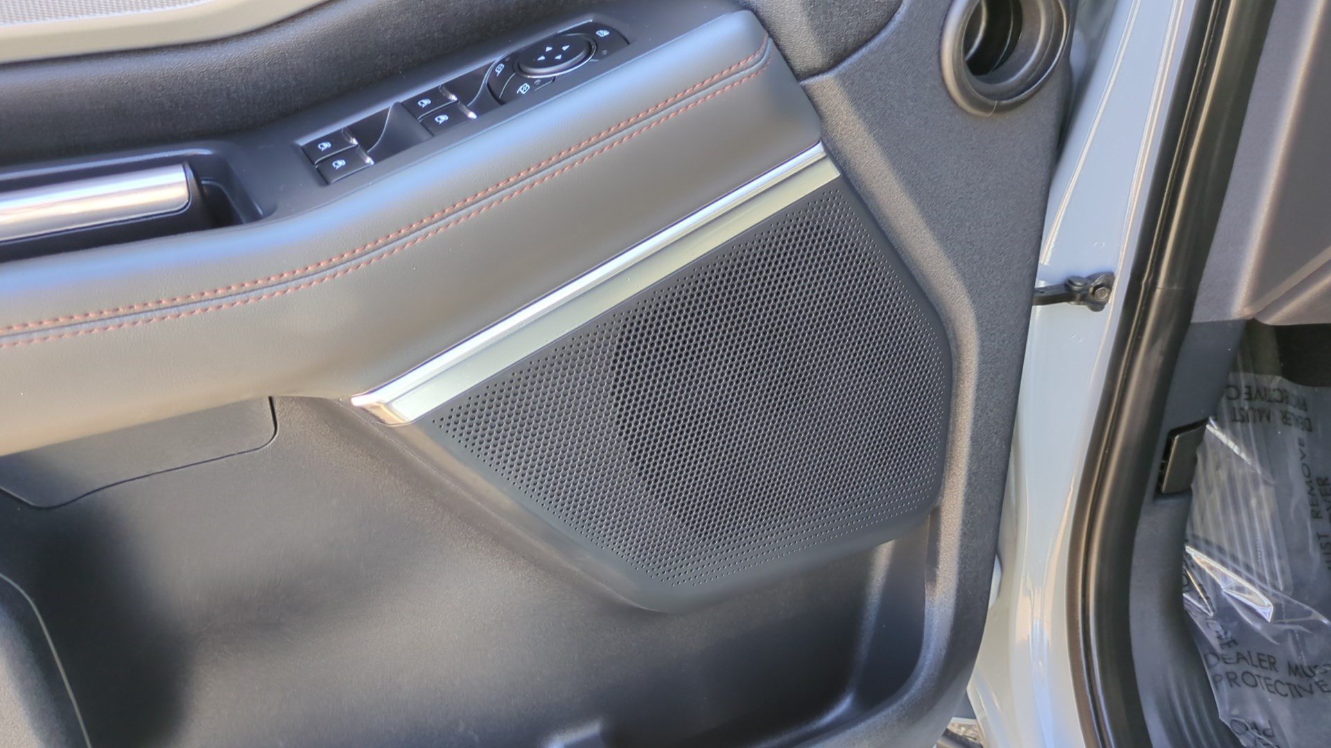 Used 2025 Ford Expedition Active AWD/4WD image 20