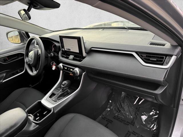 Used 2024 Toyota RAV4 LE image 20