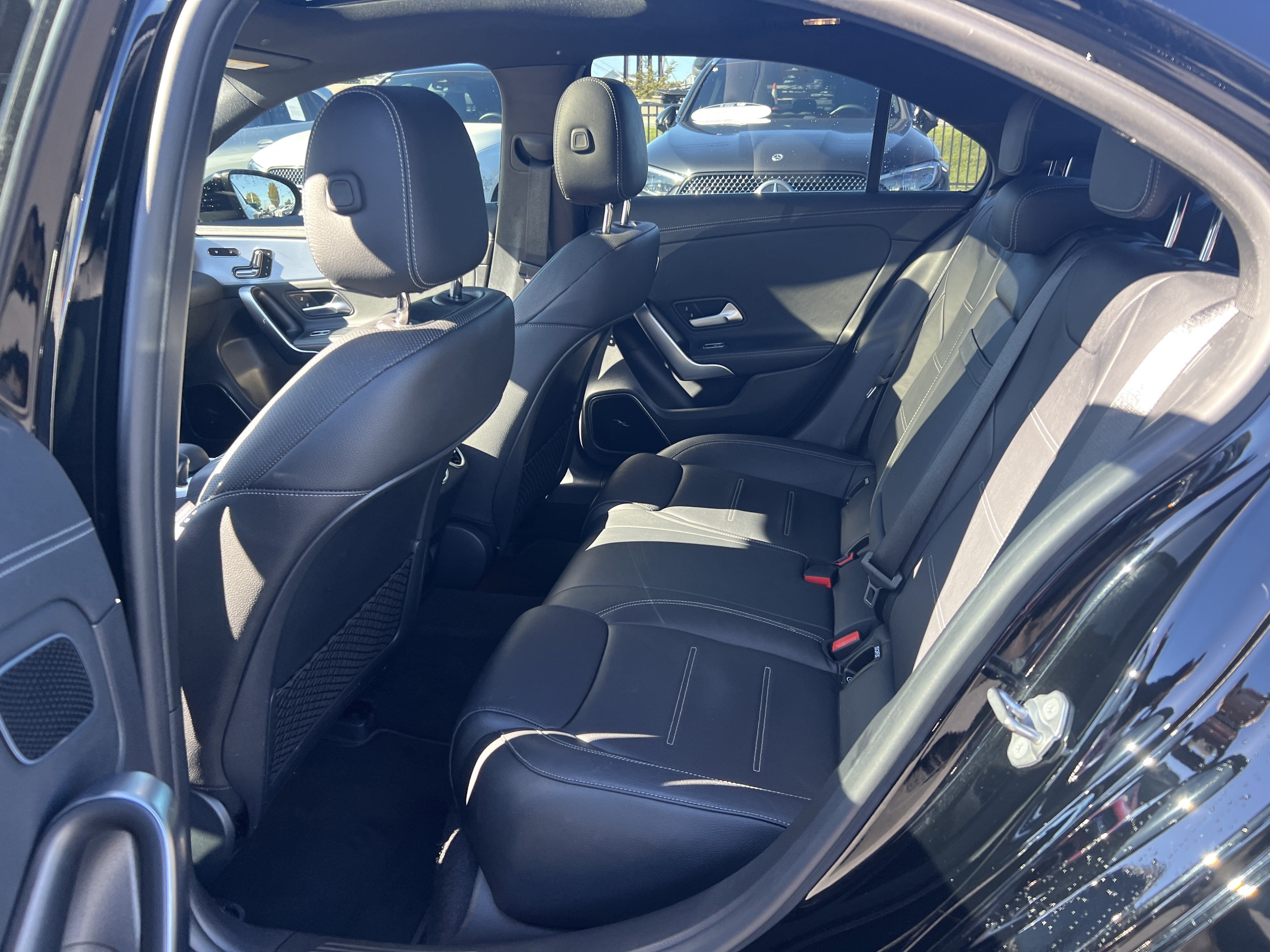 Used 2021 Mercedes-Benz A 35 AMG 4MATIC image 30
