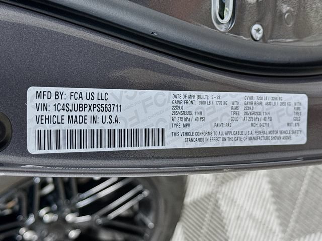 Used 2023 Jeep Wagoneer Series II RWD image 34
