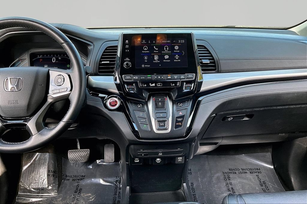 Used 2023 Honda Odyssey Touring image 10