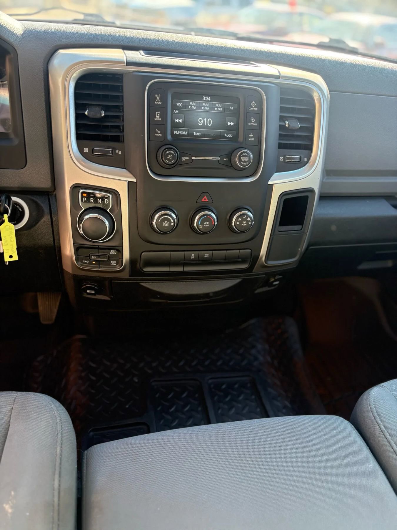 Used 2014 RAM 1500 Classic SLT image 12