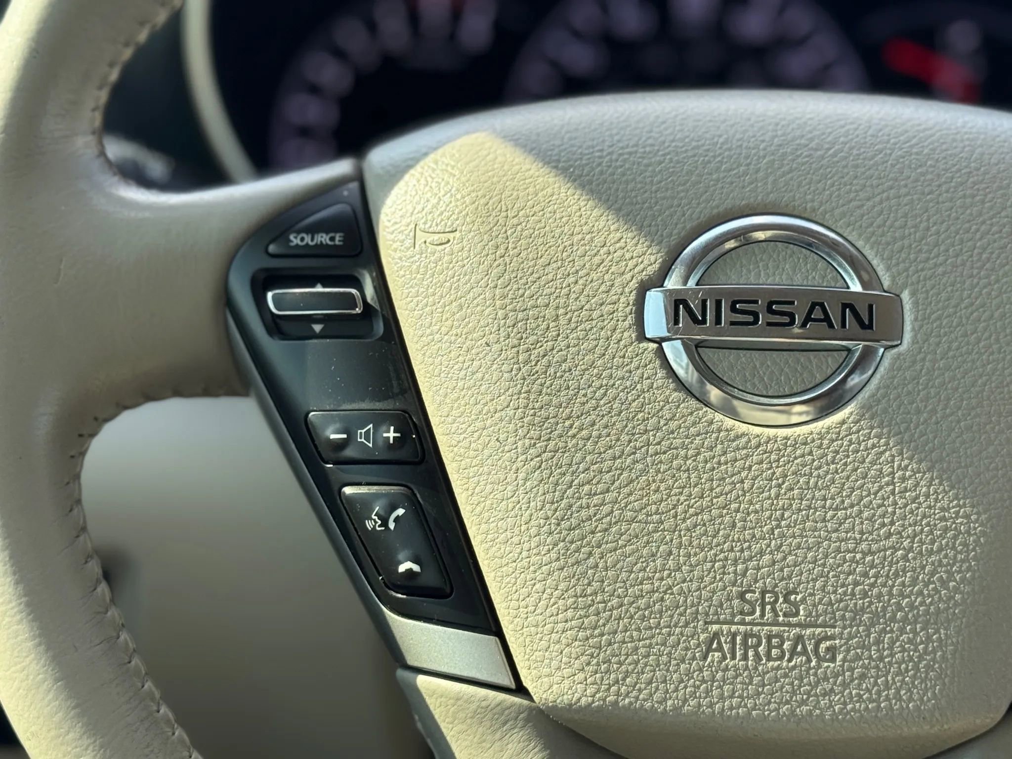 Used 2012 Nissan Quest SV image 26