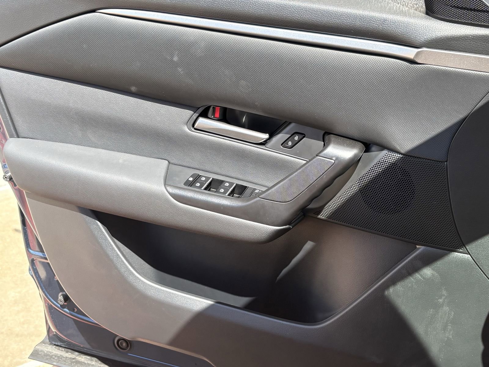 Used 2025 MAZDA CX-50 AWD 2.5 S w/ Weather Package image 22