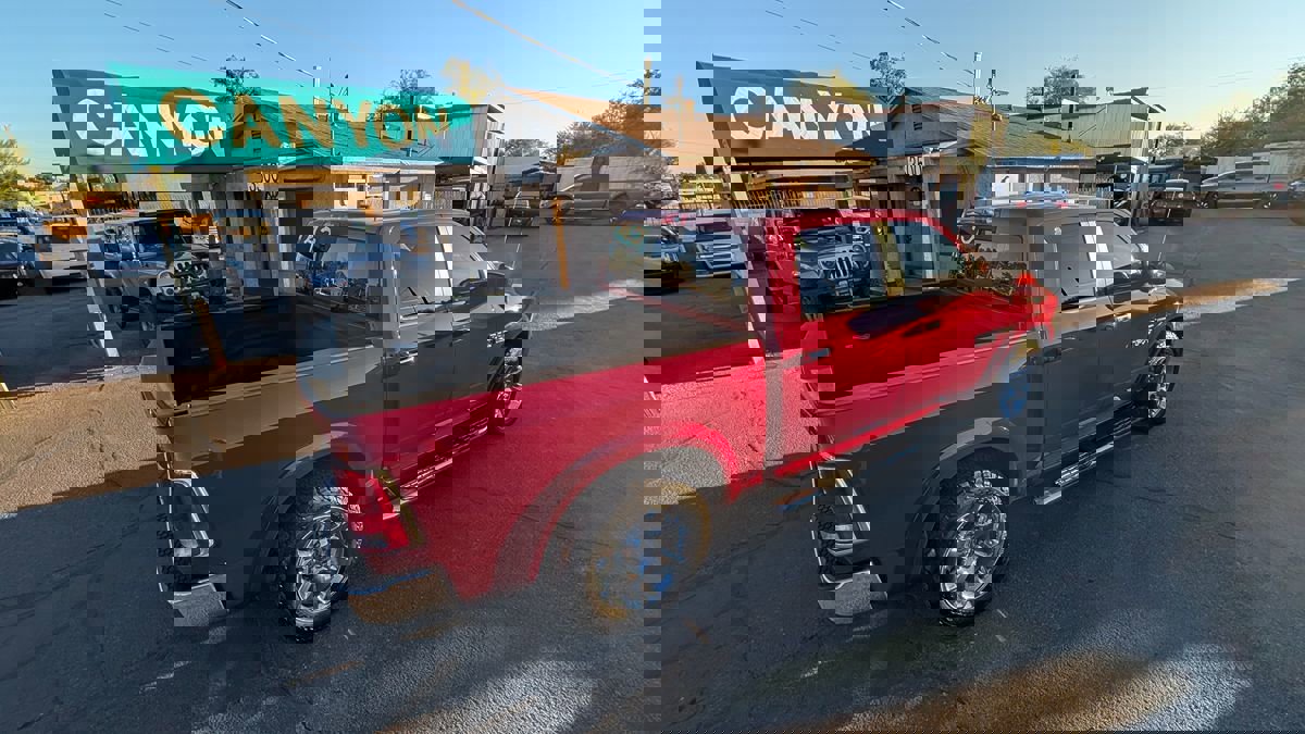 Used 2014 RAM 1500 Laramie w/ Convenience Group image 43