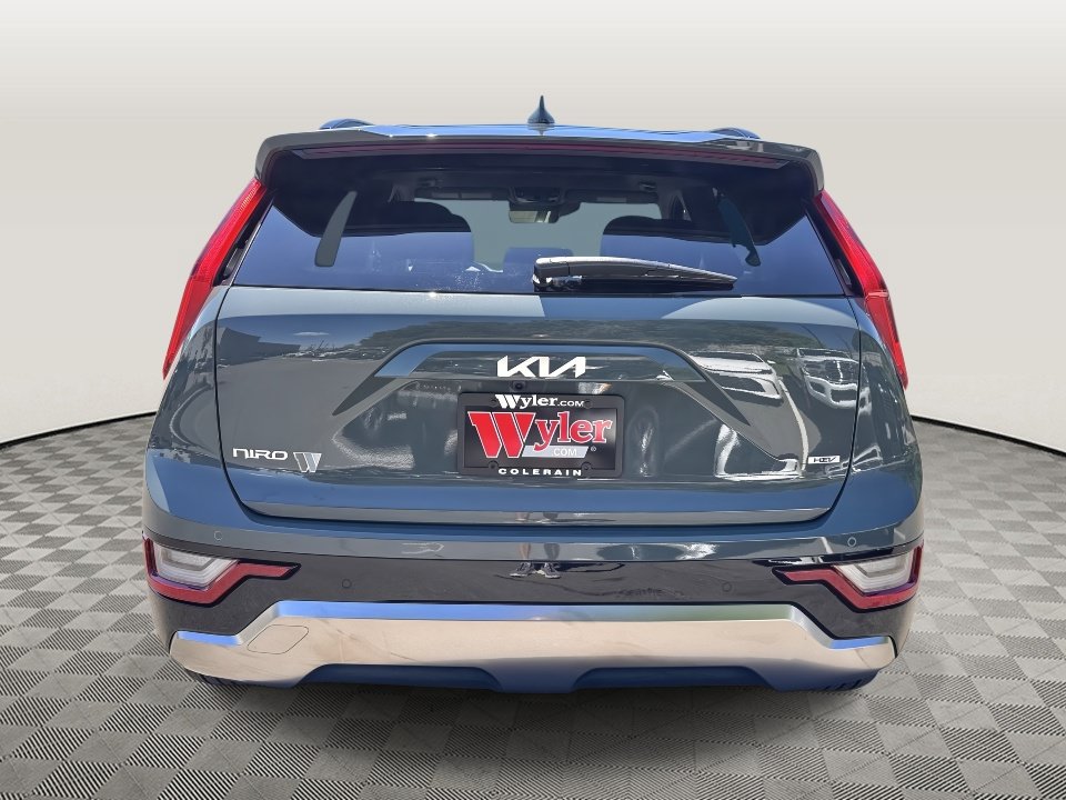 New 2026 Kia Niro SX Touring FWD image 5