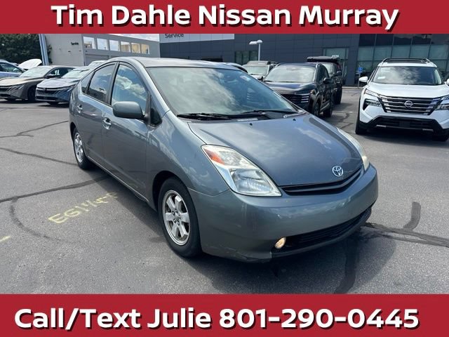 Used 2004 Toyota Prius w/ Pkg 7 FWD image 3