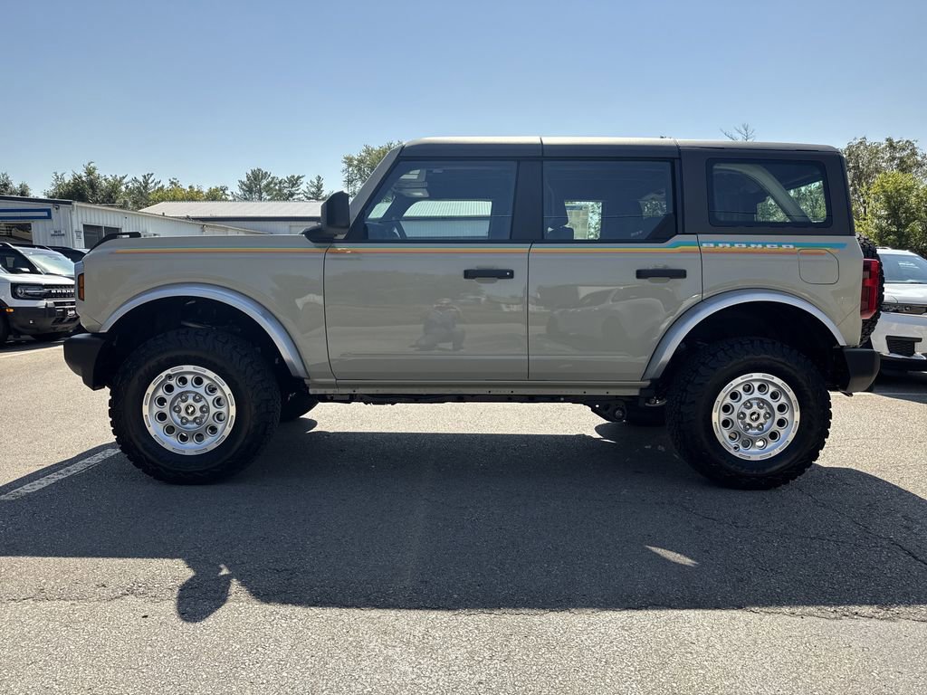 New 2025 Ford Bronco 4-Door image 8