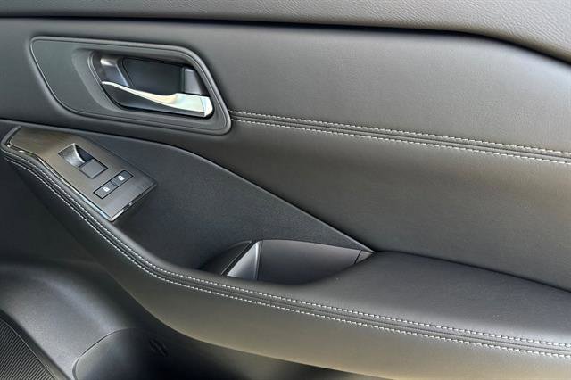 New 2026 Nissan Rogue Dark Armor image 19