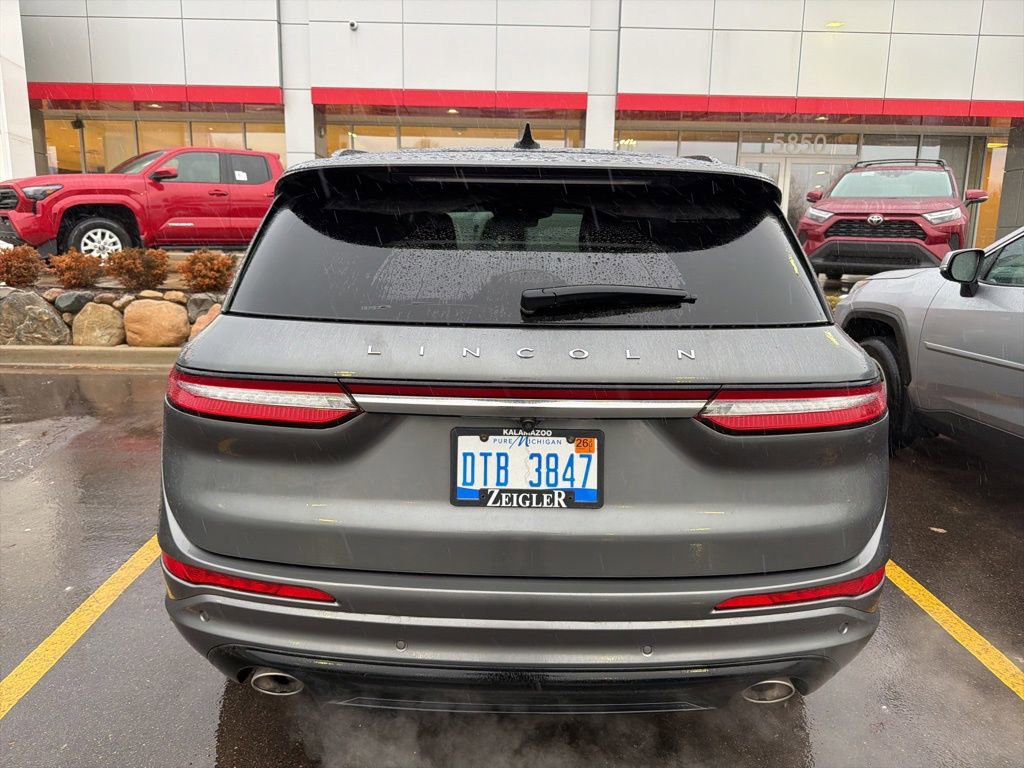 Used 2023 Lincoln Corsair Reserve w/ Equipment Group 201A image 15