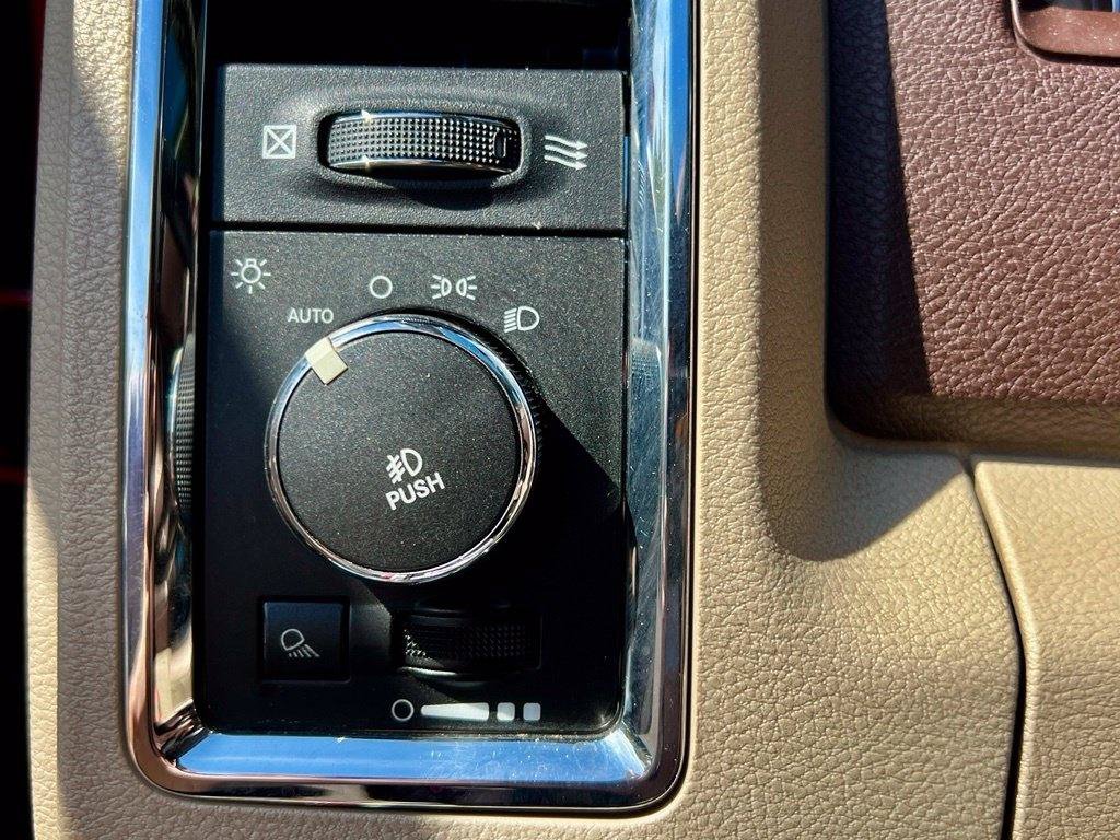 Used 2013 RAM 2500 Longhorn w/ Protection Group AWD/4WD image 17