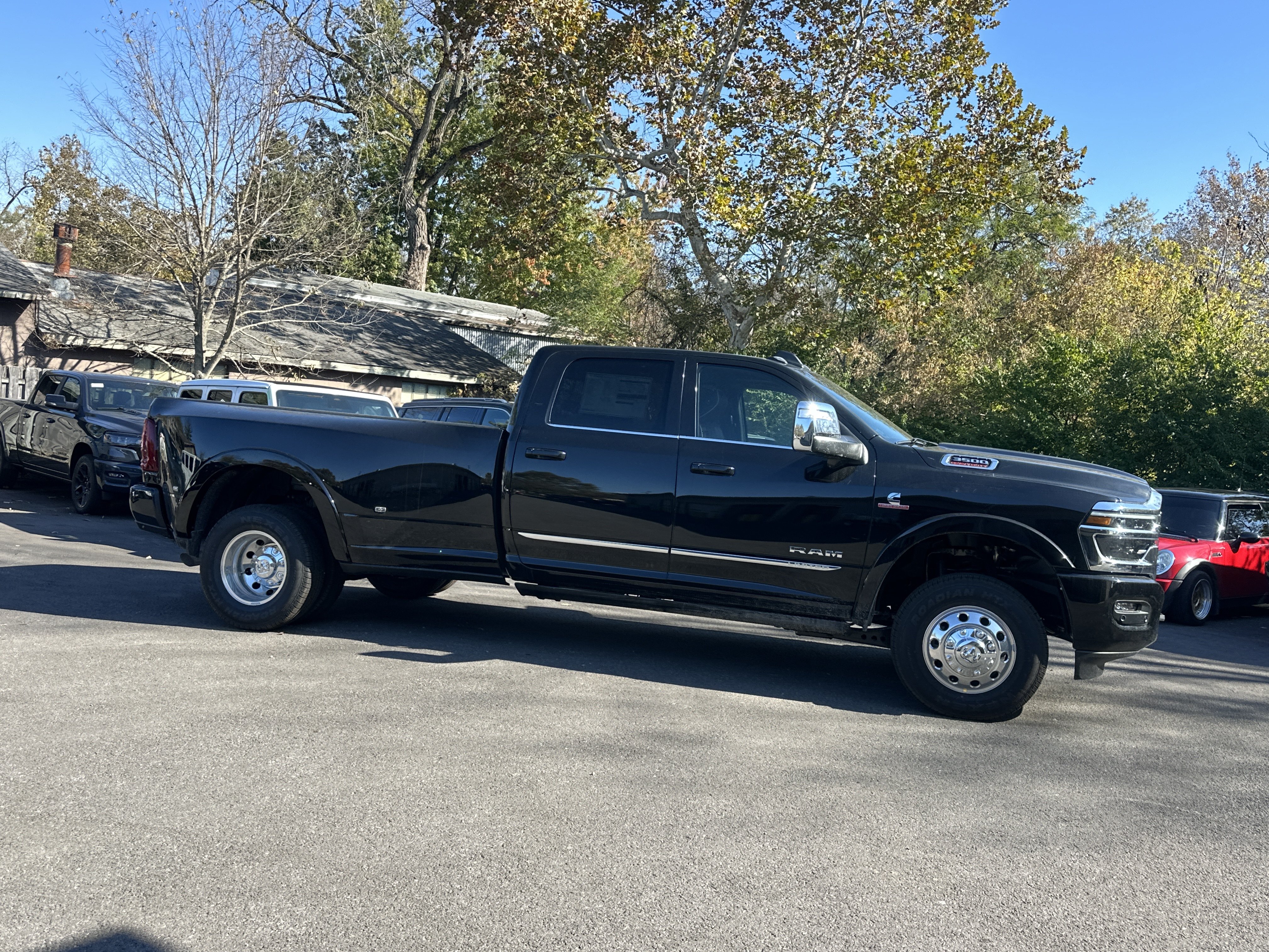 New 2027 RAM 3500 Limited AWD/4WD image 24