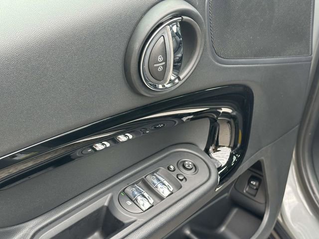 Used 2020 MINI Cooper Countryman S w/ Premium Package image 24