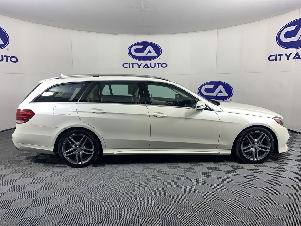 Used 2014 Mercedes-Benz E 350 Sport image 2