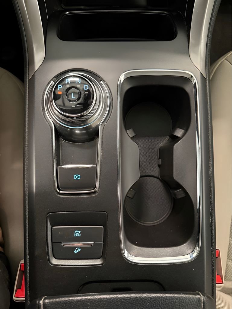 Used 2019 Ford Fusion SE image 28