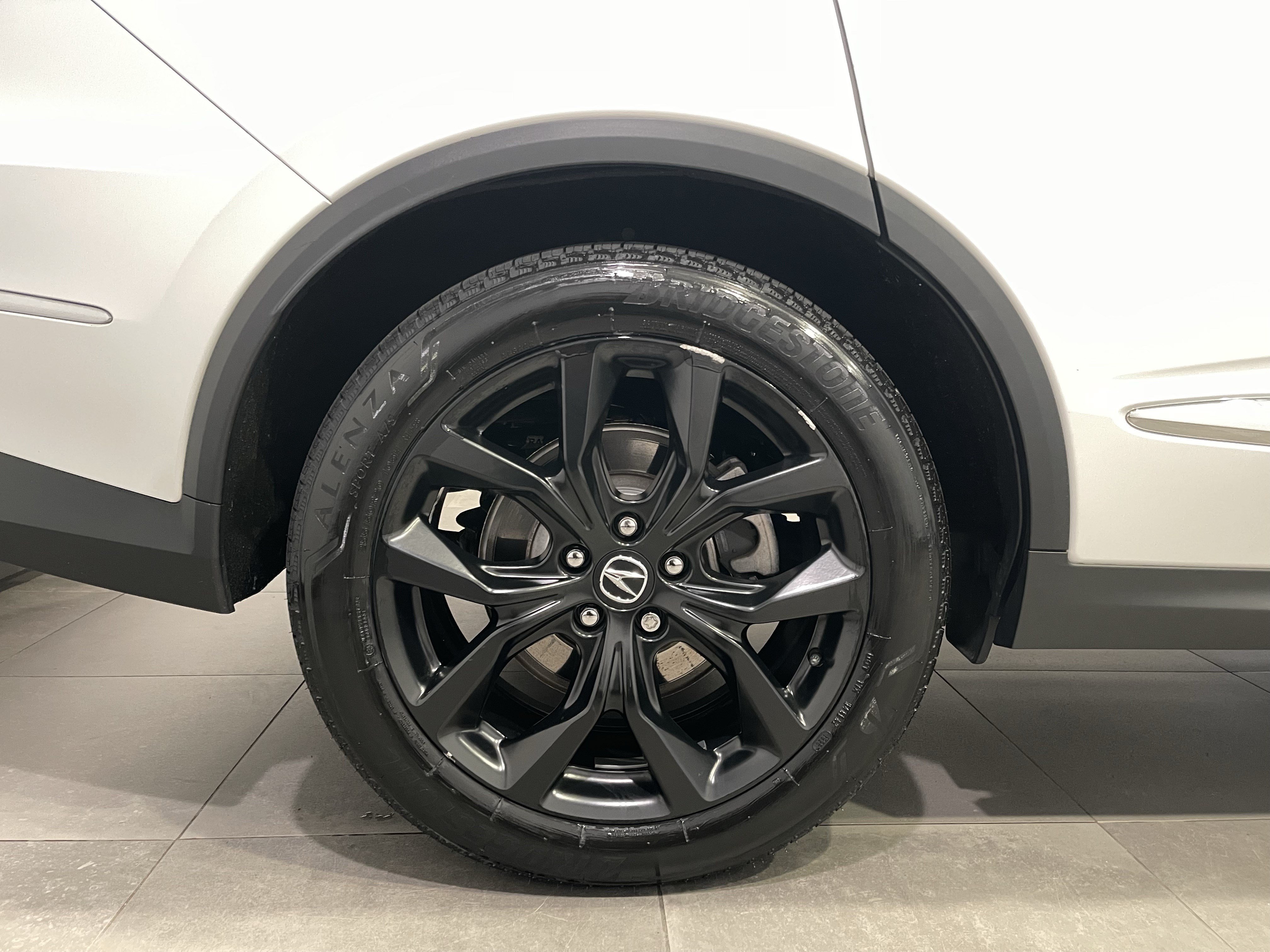 Used 2023 Acura MDX w/ Technology Package AWD/4WD image 9