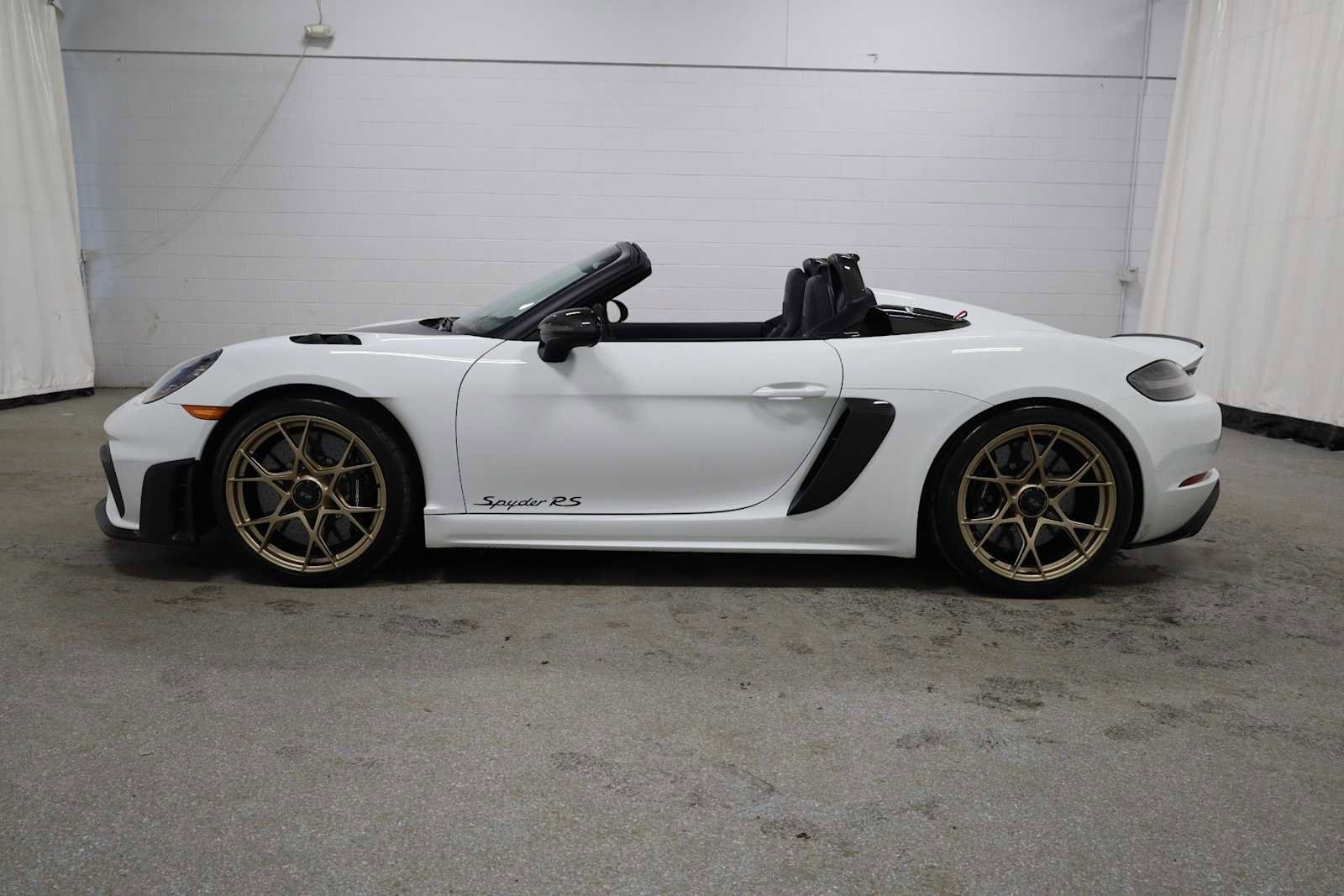 Used 2025 Porsche 718 Boxster Spyder RS image 2