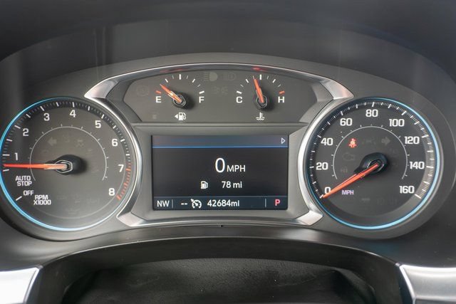 Used 2023 Chevrolet Traverse LT FWD image 20