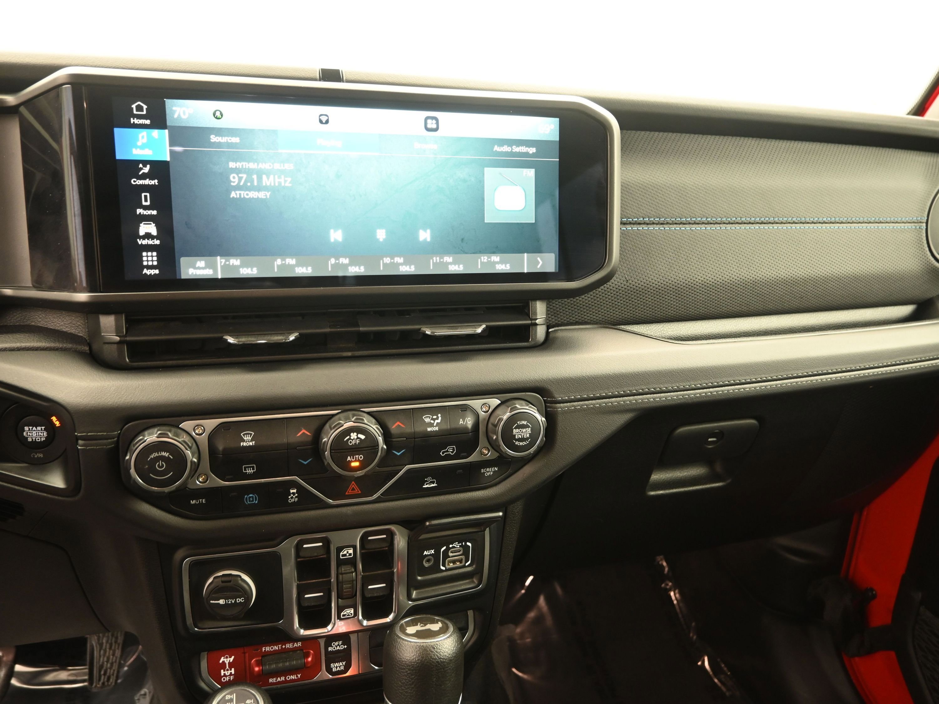 Used 2024 Jeep Wrangler Unlimited Rubicon 4xe image 20