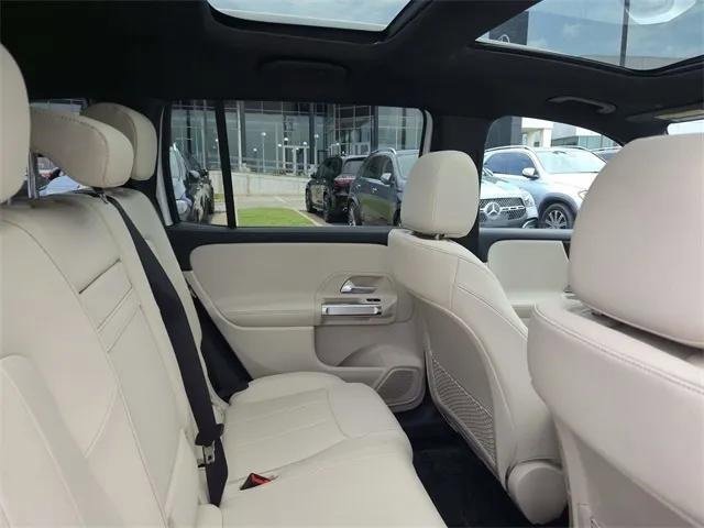 Certified 2025 Mercedes-Benz GLB 250 image 29