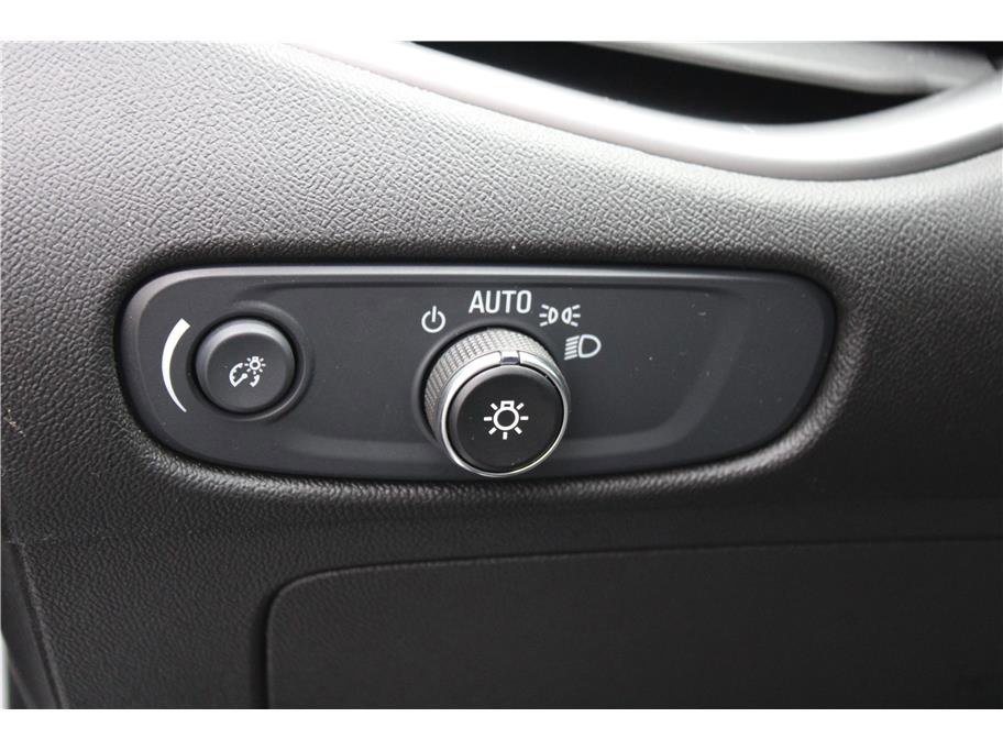 Used 2024 Chevrolet Malibu LT image 15