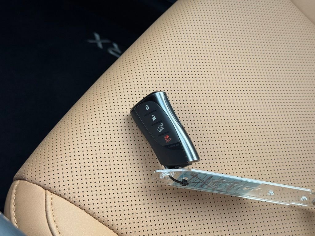 Certified 2025 Lexus RX 350 FWD image 40