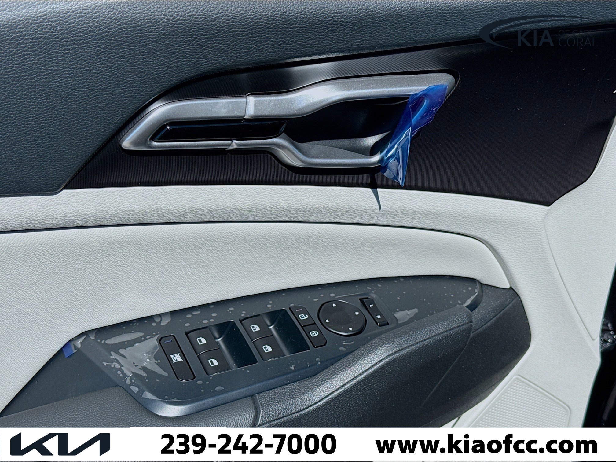 New 2026 Kia Sportage EX image 23