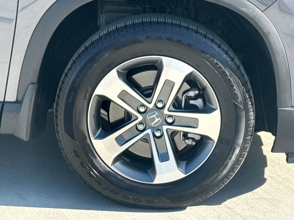 Certified 2025 Honda Pilot EX-L image 9