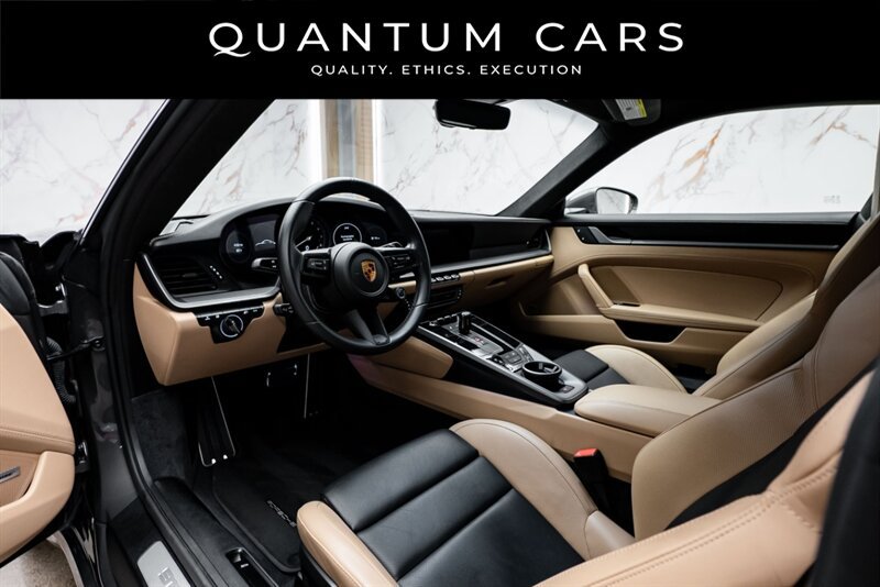 Used 2022 Porsche 911 Carrera 4S AWD/4WD image 39