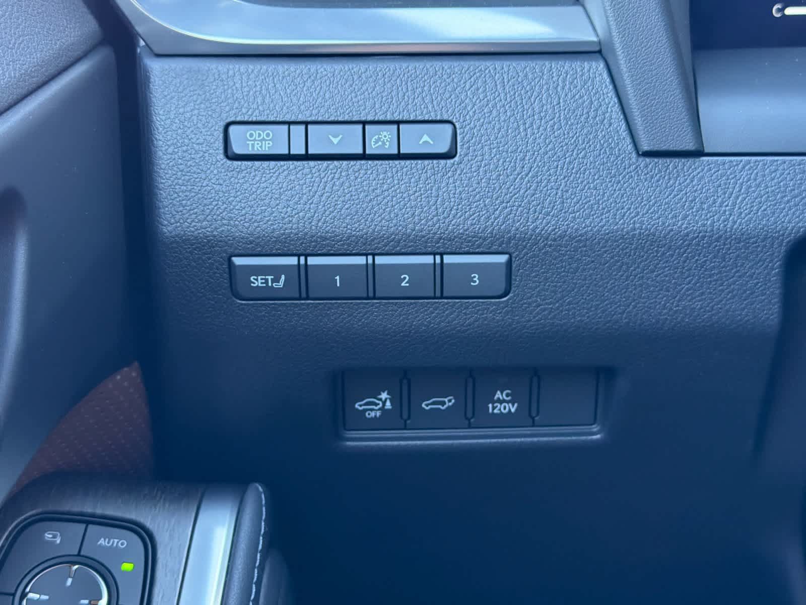 New 2026 Lexus GX 550 w/ Accessory Package (Z1) AWD/4WD image 35