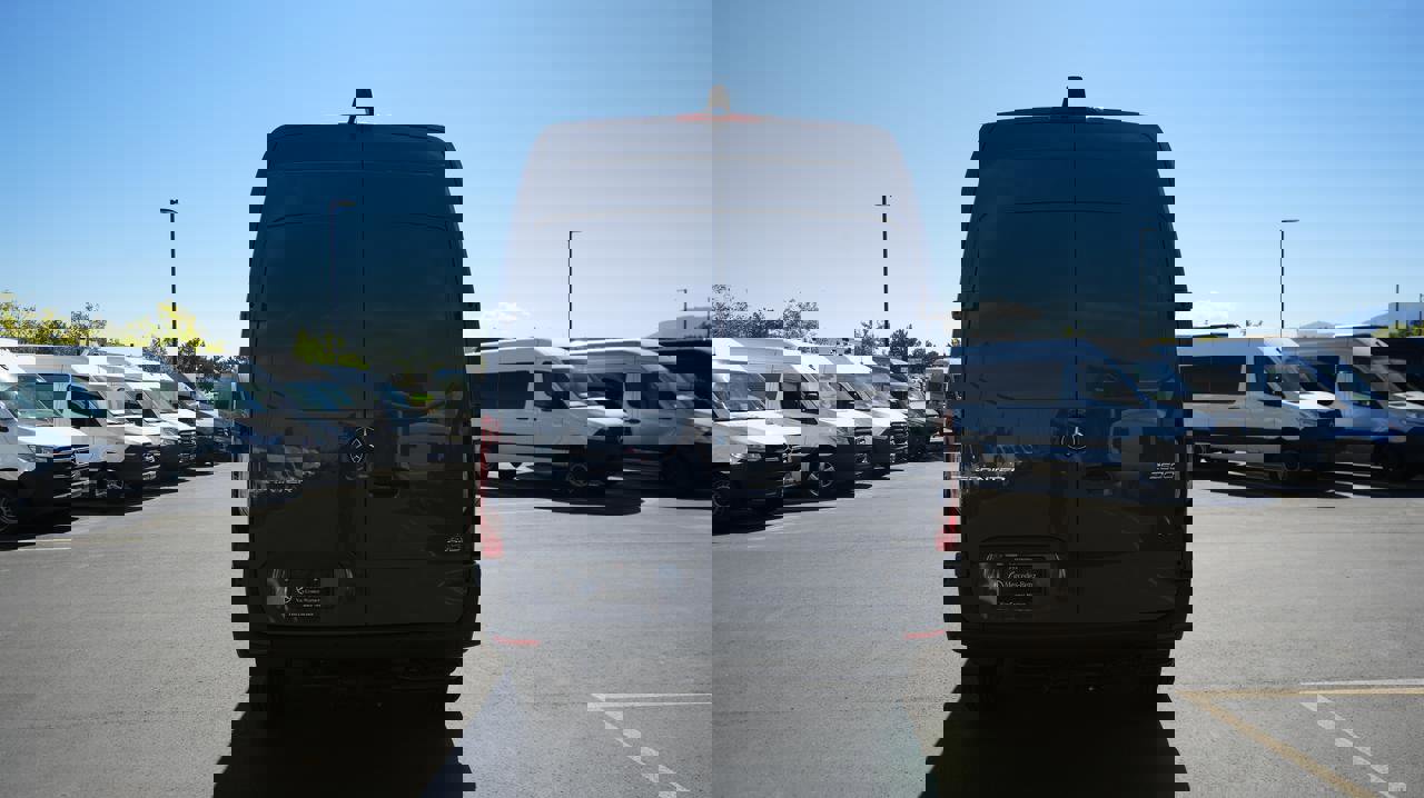 New 2025 Mercedes-Benz Sprinter 2500 image 6