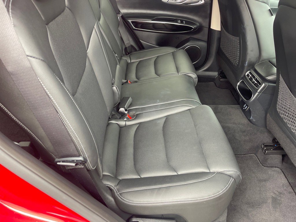 Used 2025 Genesis GV70 2.5T image 18