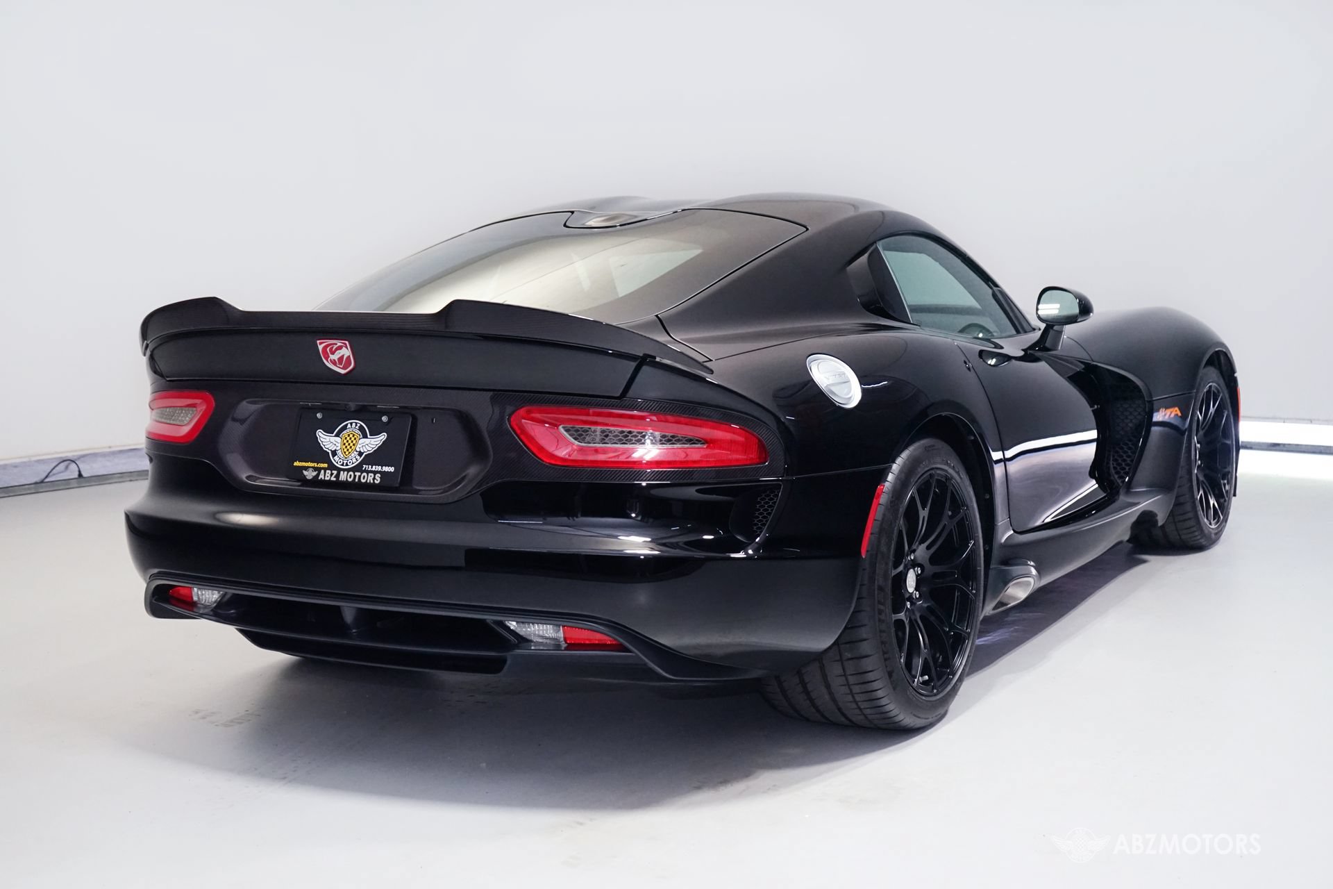 Used 2014 SRT Viper SRT-10 RWD image 8