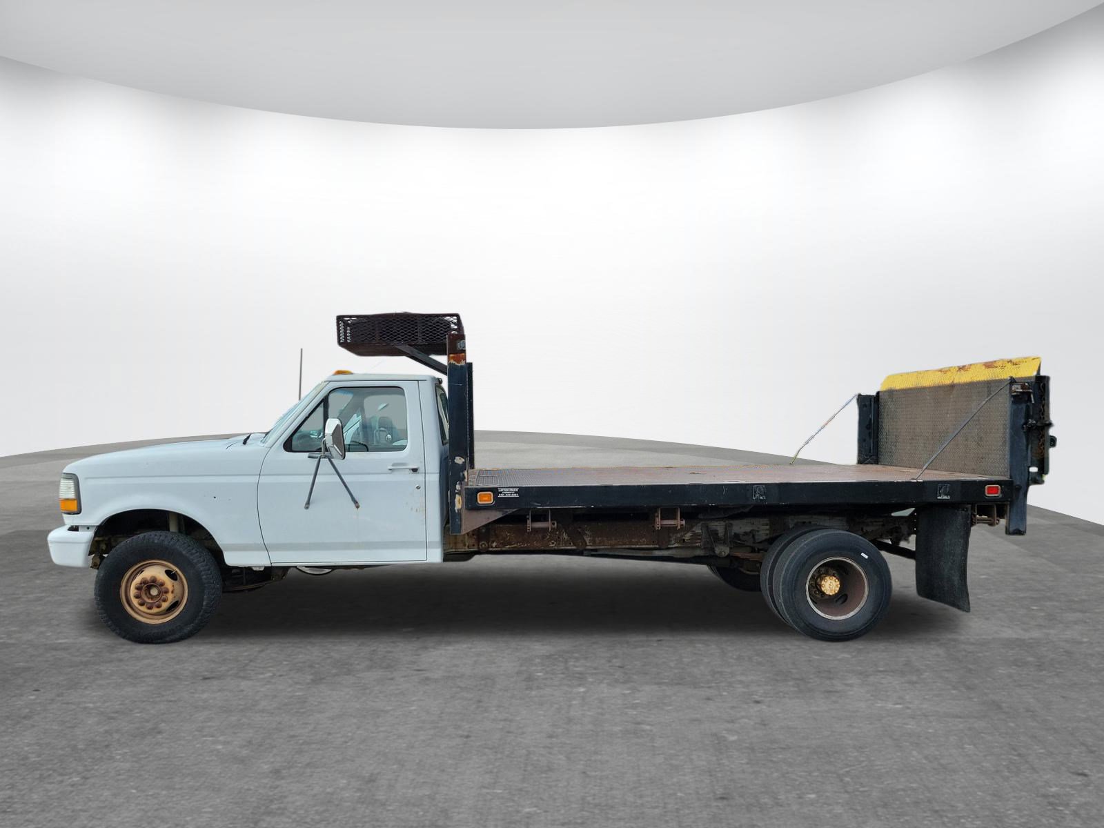 Used 1992 Ford F450 2WD Regular Cab Super Duty image 4