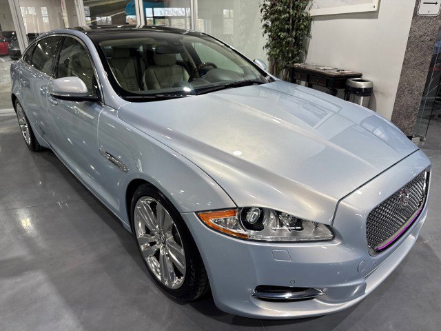 Used 2014 Jaguar XJ L Portfolio image 28