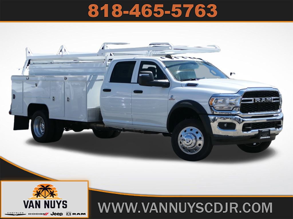New 2024 RAM 4500 Tradesman w/ Chrome Appearance Group