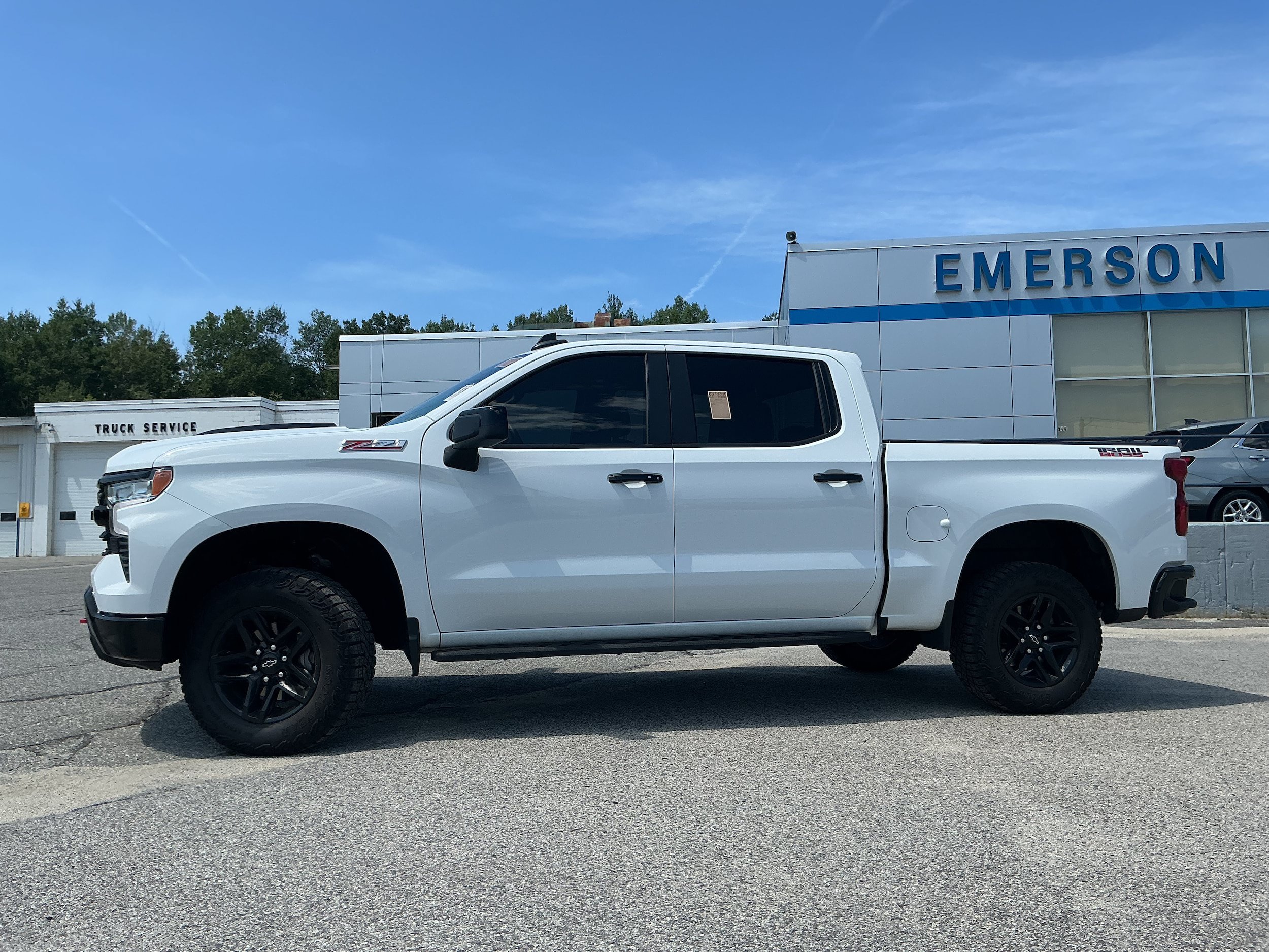Certified 2024 Chevrolet Silverado 1500 LT Trail Boss AWD/4WD image 7