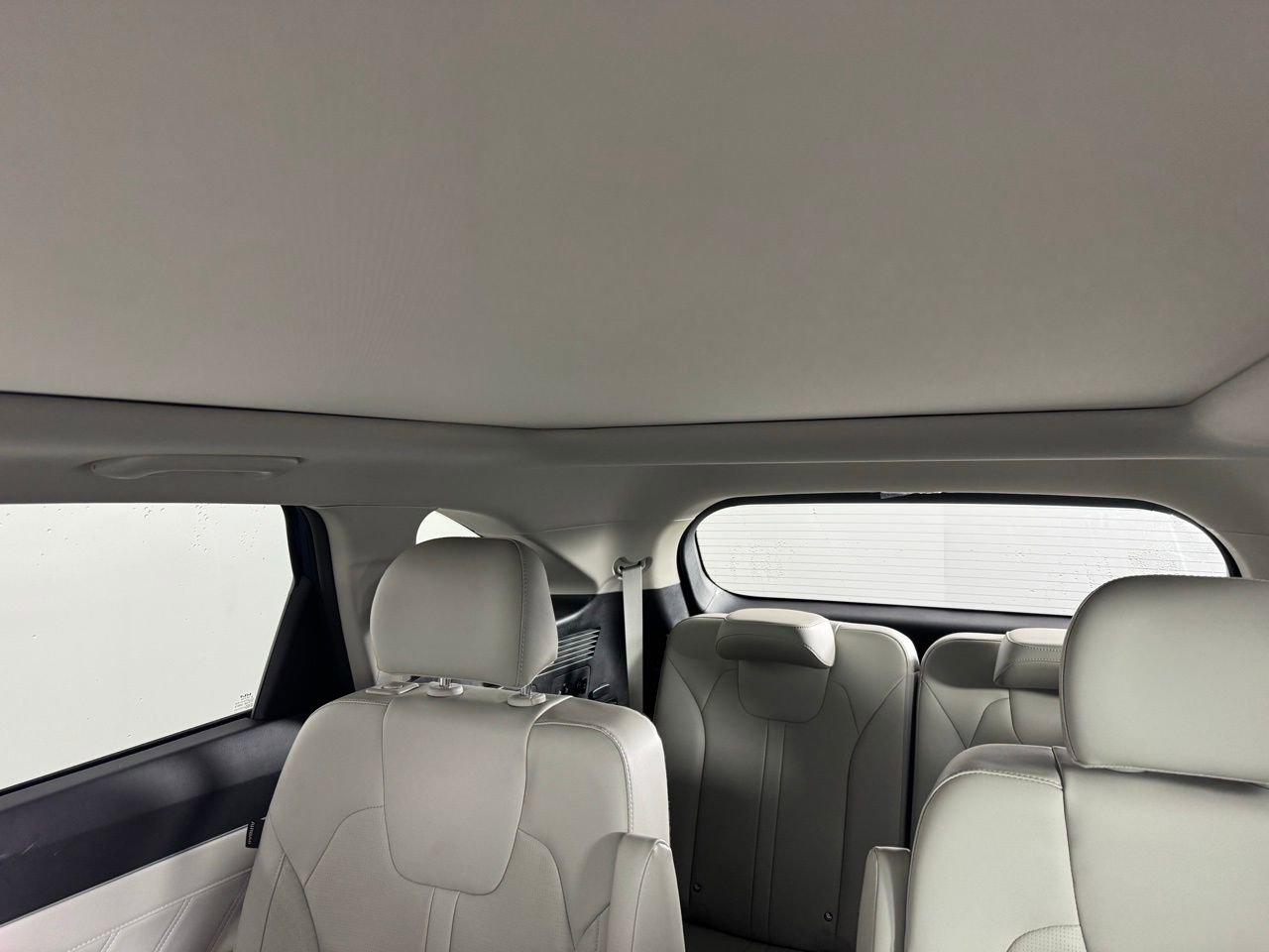 Used 2024 Kia Sorento SX image 5