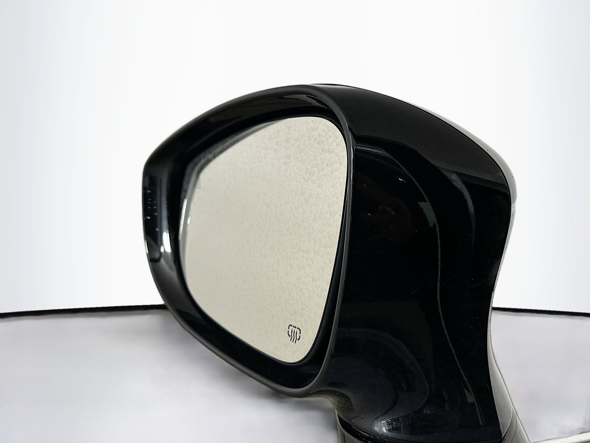 Used 2024 Chrysler Pacifica Touring-L image 16