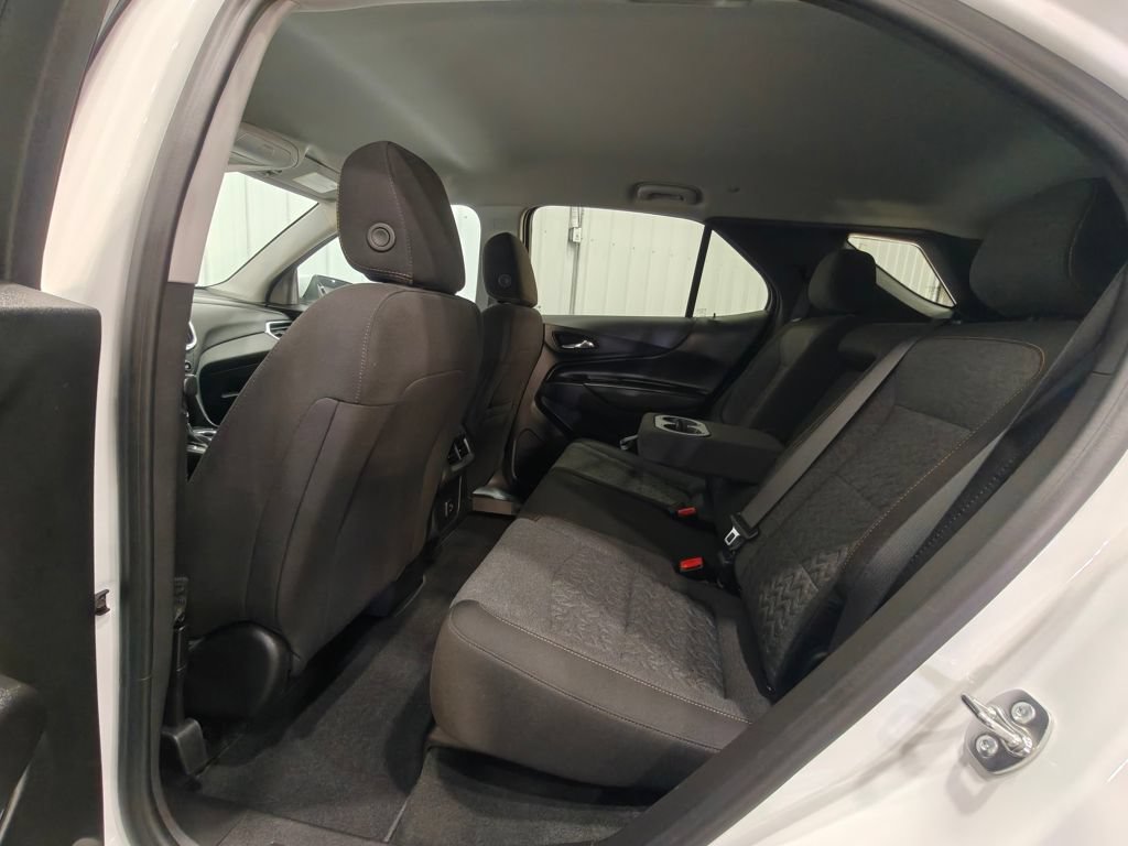 Used 2024 Chevrolet Equinox LT FWD image 23