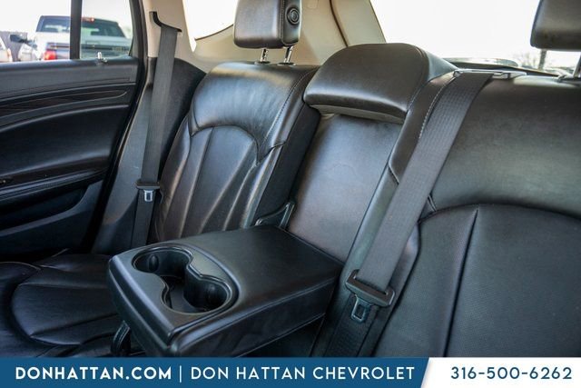 Used 2019 Buick Envision Essence image 26