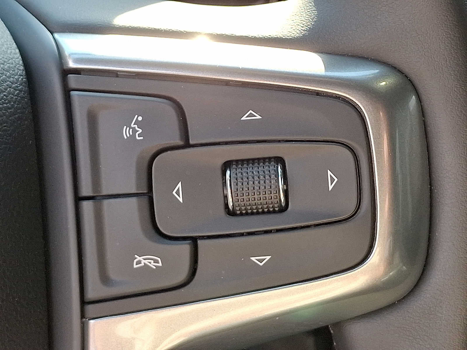 Used 2024 Chevrolet Silverado 1500 RST AWD/4WD image 22
