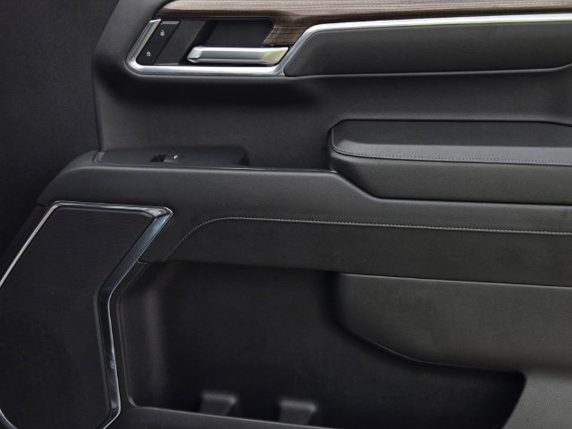 Used 2023 Chevrolet Silverado 1500 LT Trail Boss w/ LPO, Dark Essentials Package AWD/4WD image 9