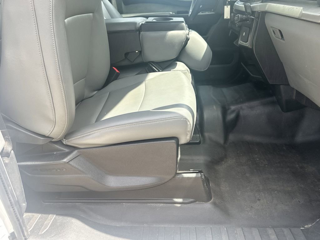 Used 2019 Ford F150 XLT w/ Equipment Group 302A Luxury image 14