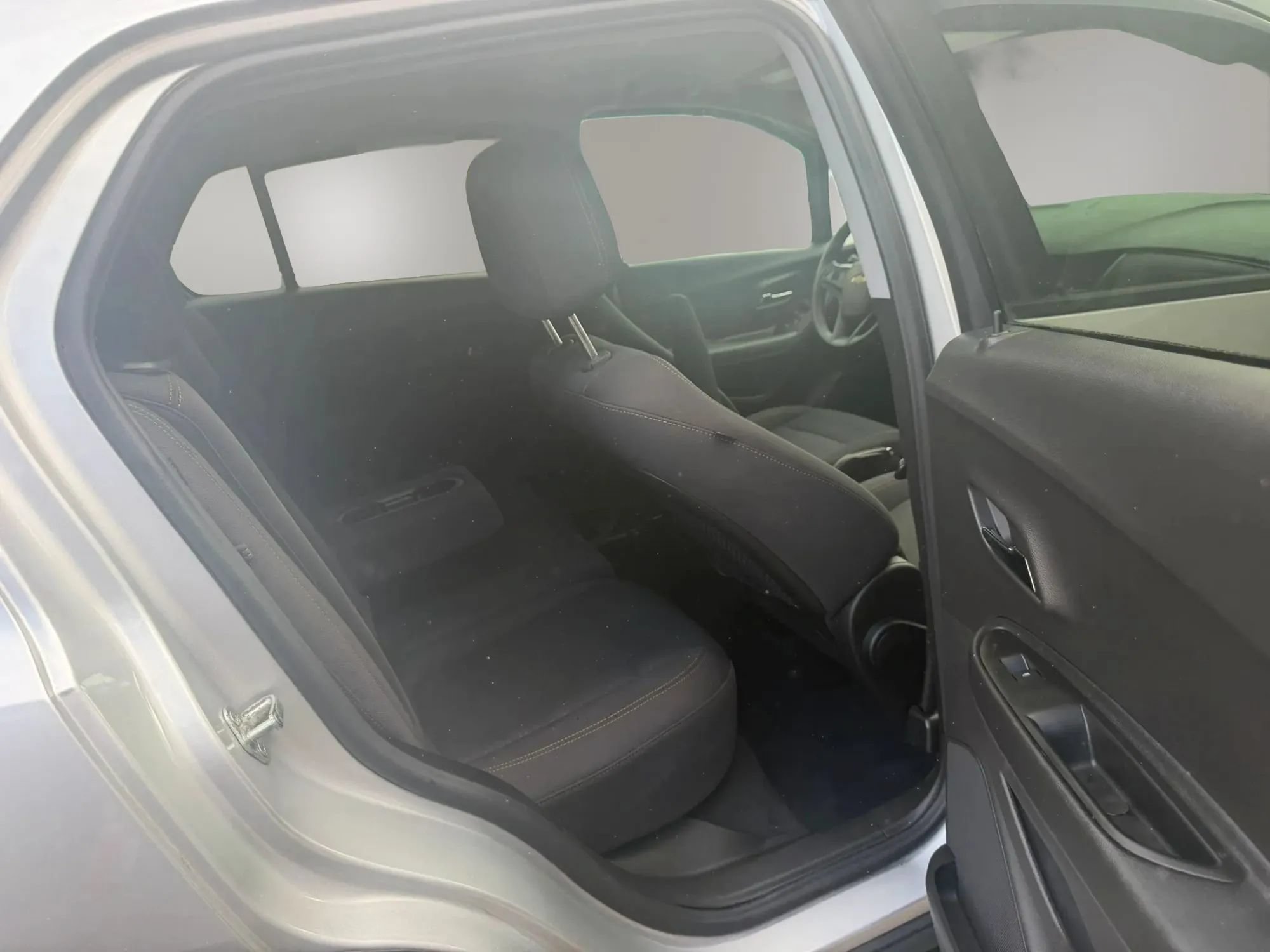 Used 2020 Chevrolet Trax LS w/ Tint and Cruise Package FWD image 28