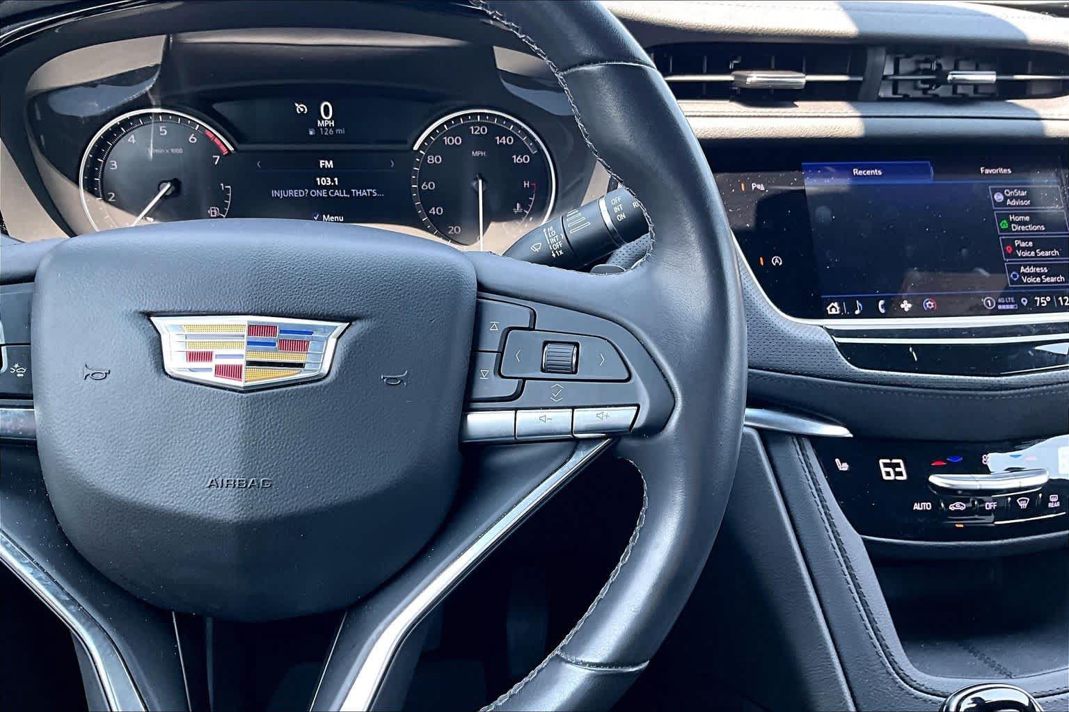 Used 2025 Cadillac XT6 Luxury FWD image 25