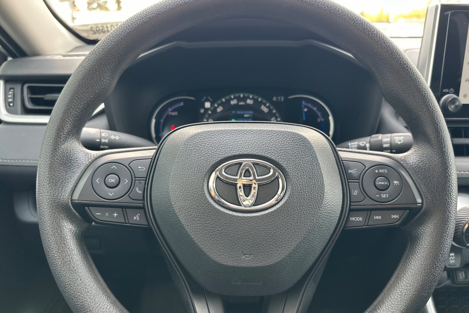 Certified 2025 Toyota RAV4 XLE image 23