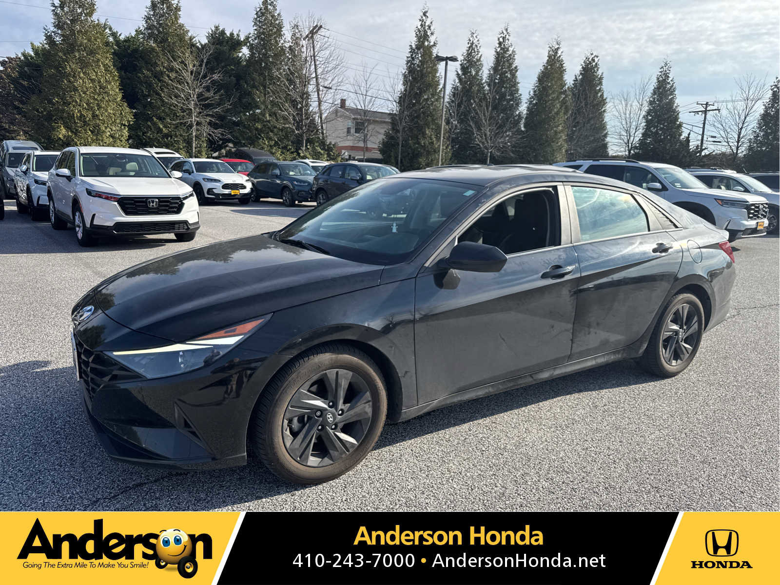 Used 2022 Hyundai Elantra SEL image 1