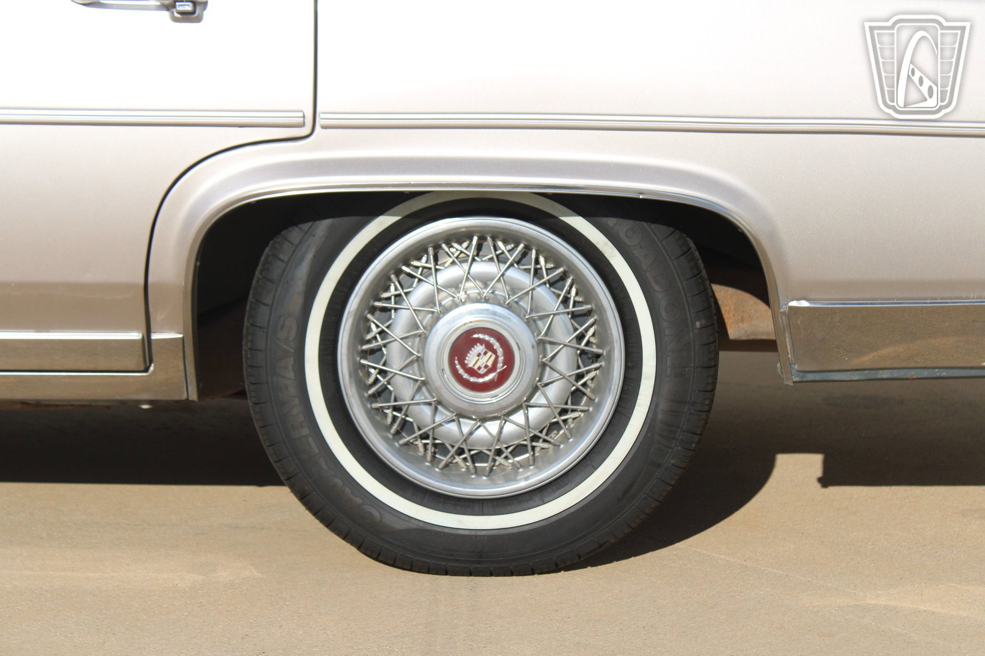 Used 1987 Cadillac Brougham image 36