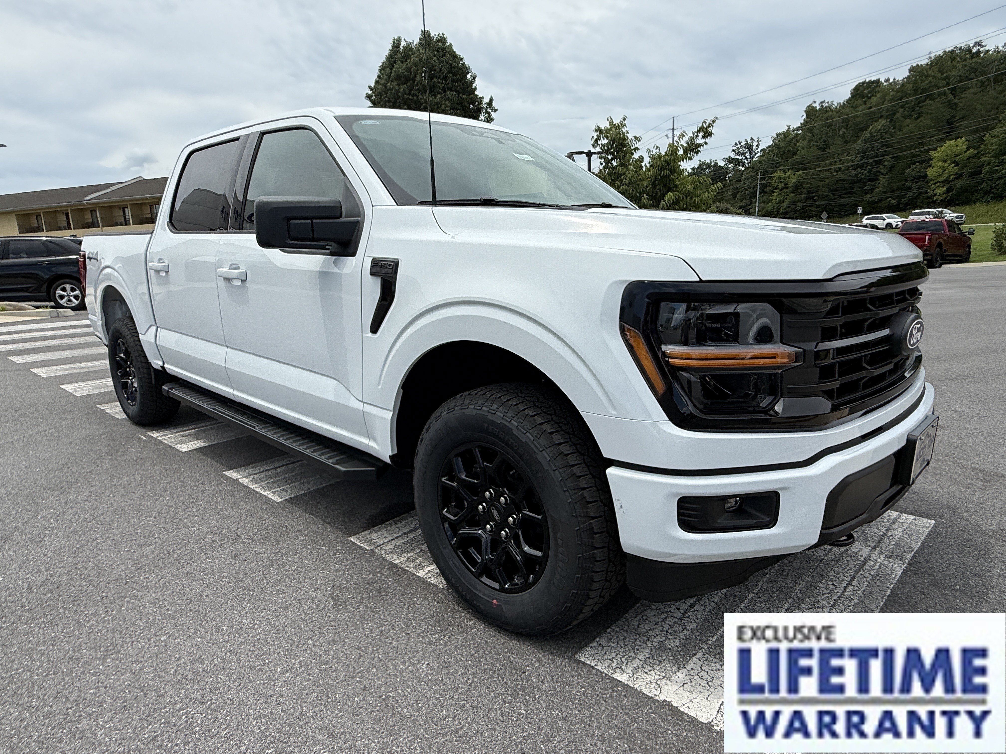 New 2026 Ford F150 XLT w/ XLT Black Appearance Package AWD/4WD image 3